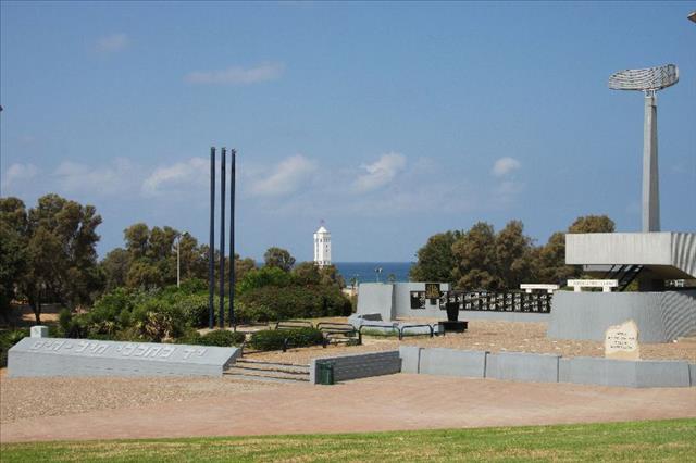 יד לחללי חיל הים - אשדוד