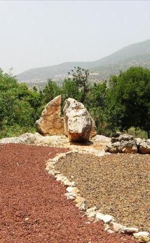 אנדרטה לזכר בני היישוב שנפלו במערכות ישראל - פרוד